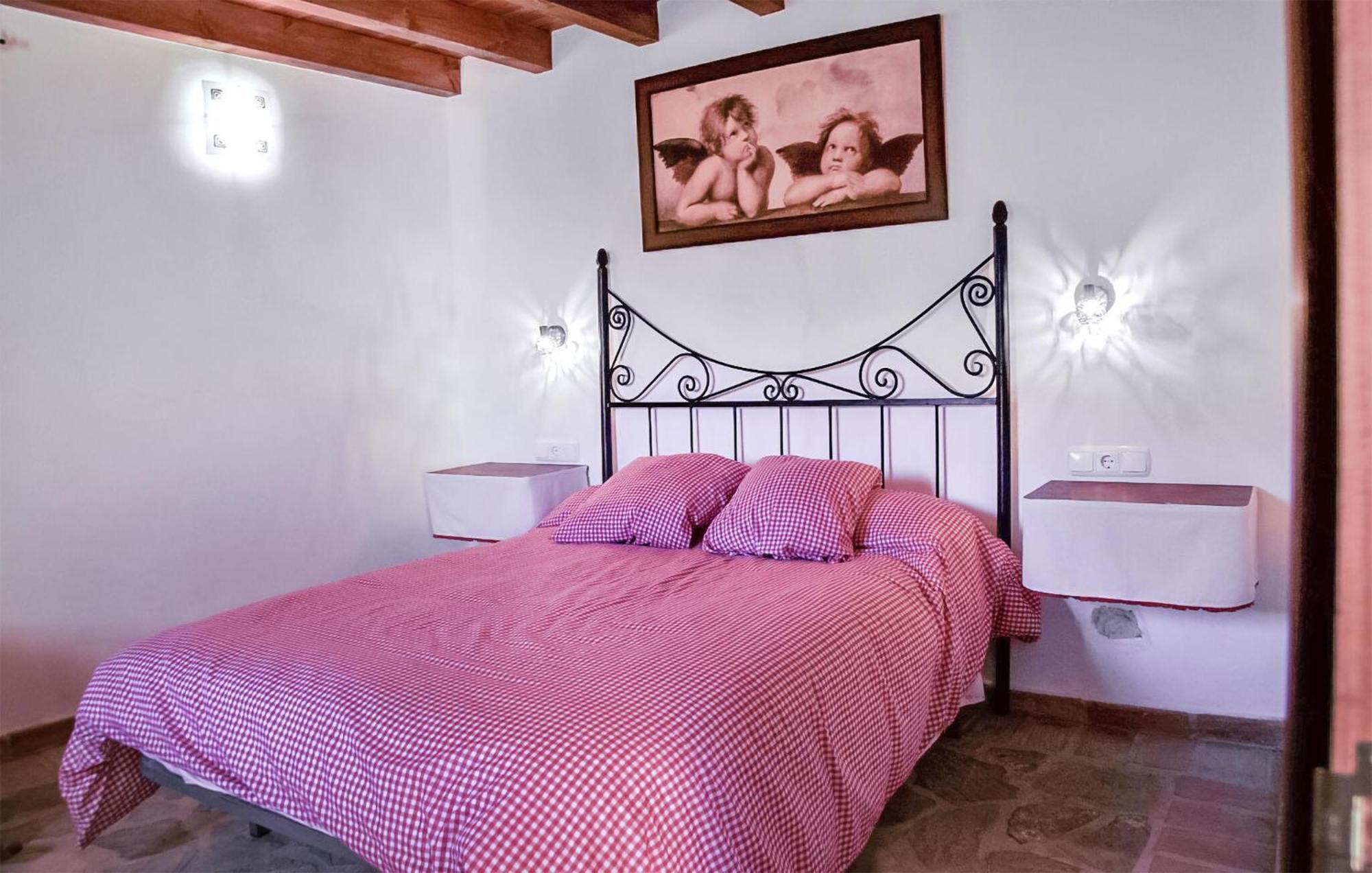 Lovely Home In Cortes De La Frontera With Kitchen Exterior foto